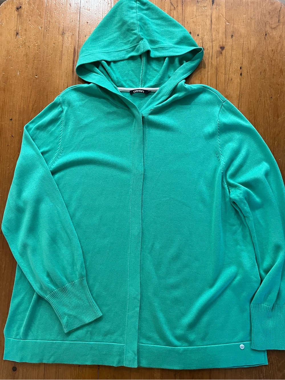 Olsen Henny Viscose and Cotton Fine Knit Hooded Leaf Green Cardigan Sweater